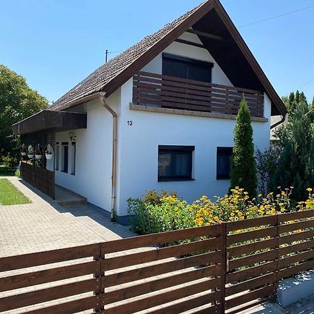 Marica Apartman Balatonfenyves Exterior foto
