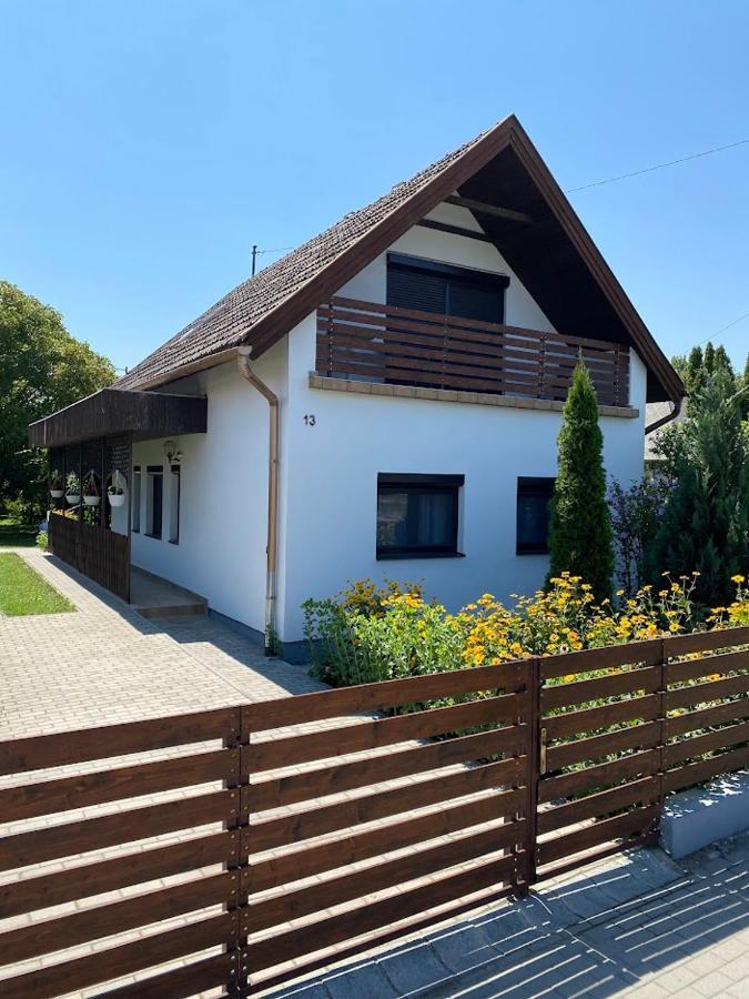 Marica Apartman Balatonfenyves Exterior foto